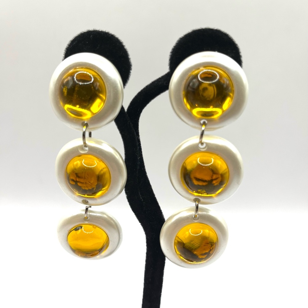 Vintage Clear Yellow and White Droplet Trio Dangle Clip on Earrings Plastic